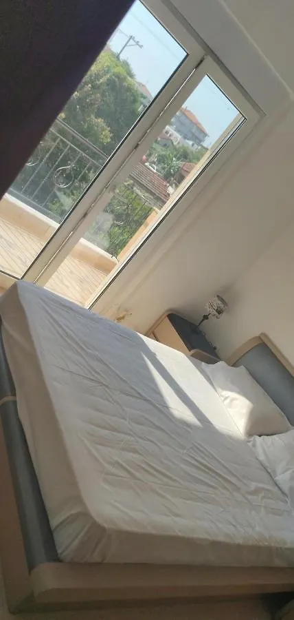 Flogita Apartment